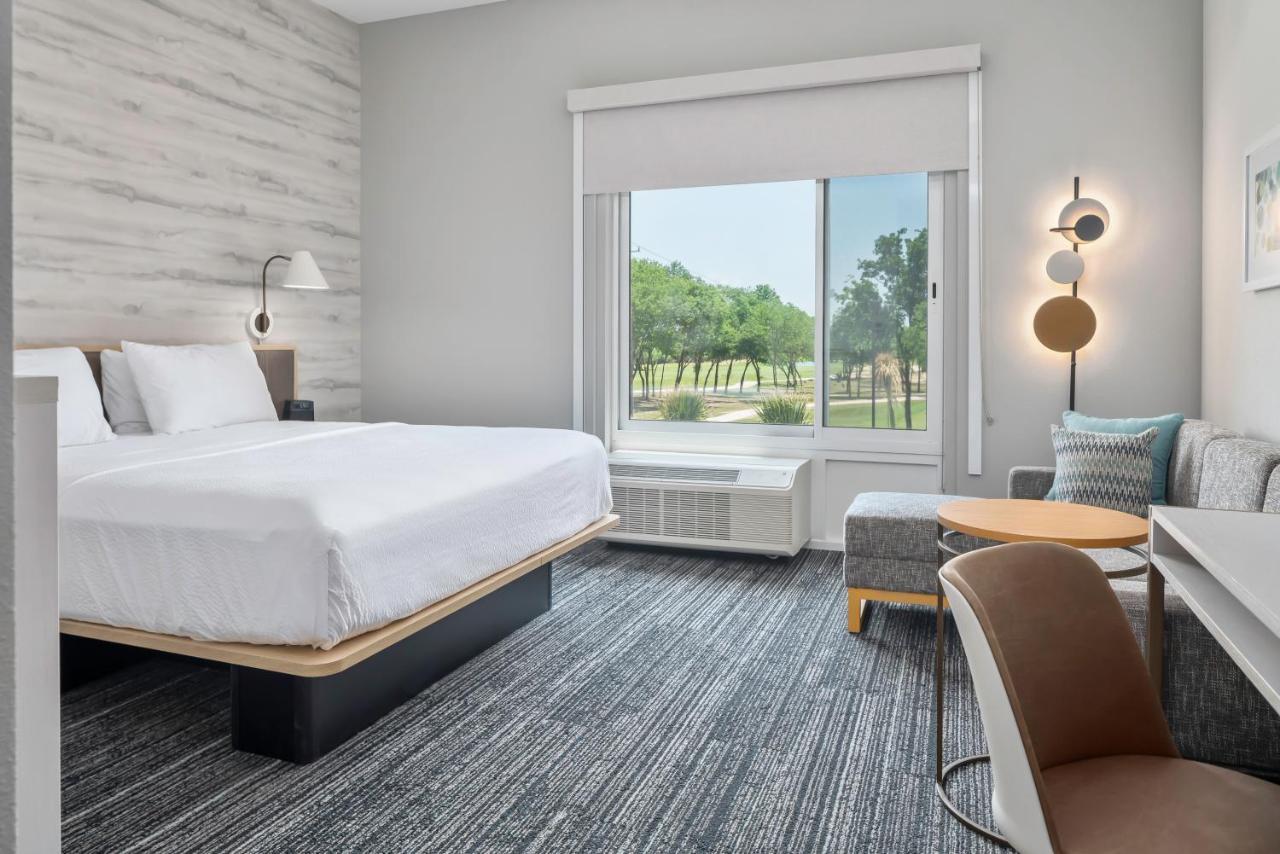 Towneplace Suites By Marriott San Antonio Universal City, Live Oak Selma Экстерьер фото